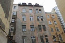 Жители Санкт-Петербурга массово жалуются на состояние фасадов